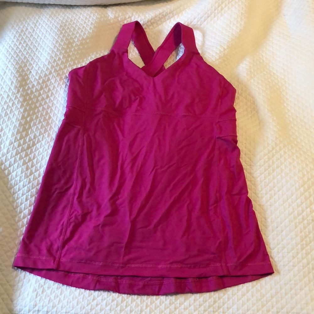 Lululemon tank